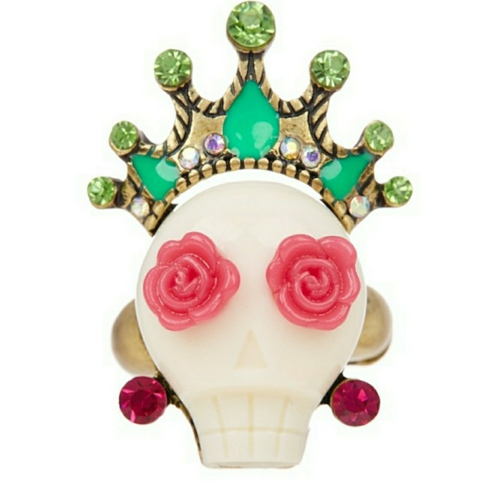 Betsey Johnson Carribbean Queen Skull Ring